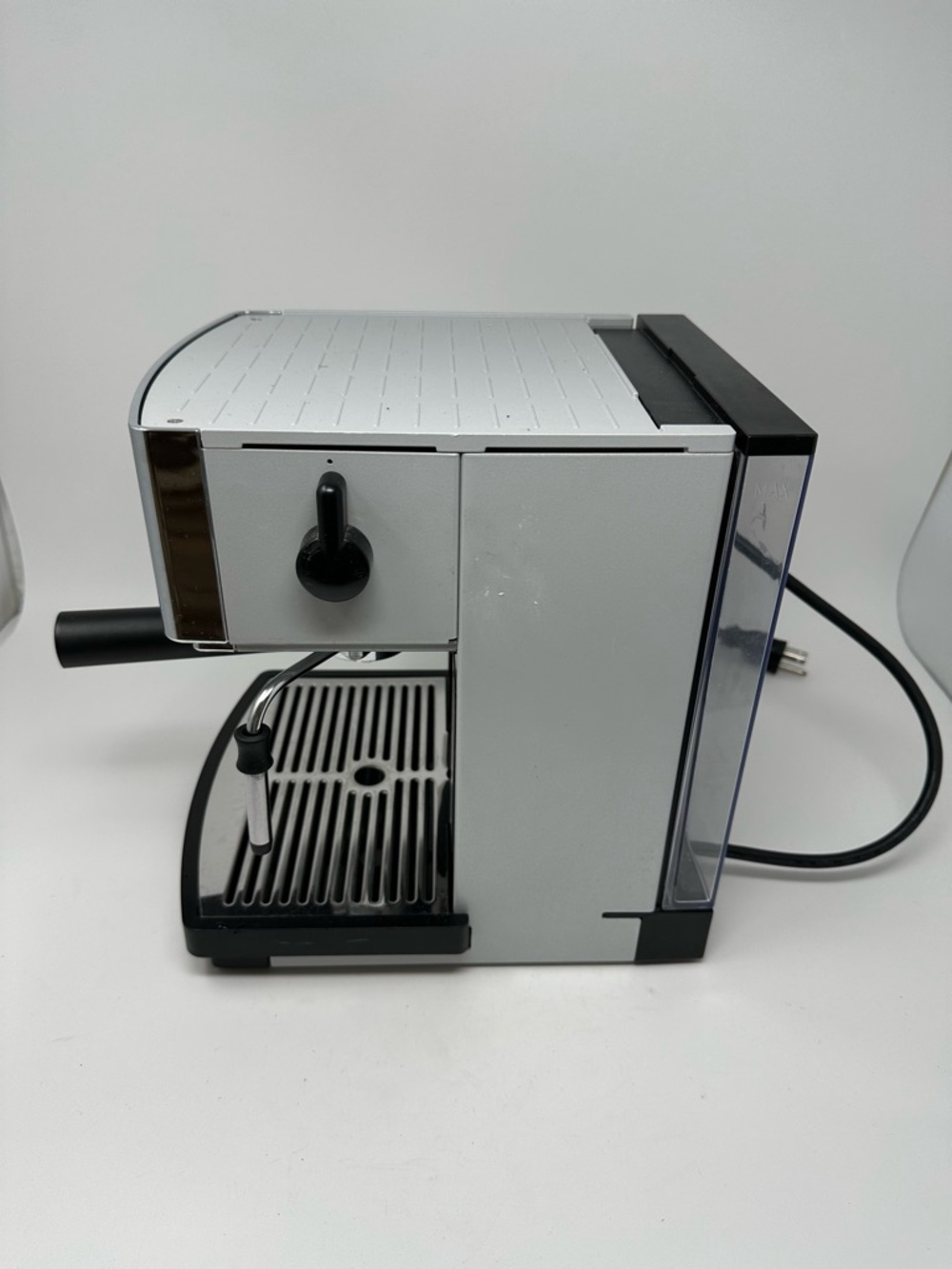 NESPRESSO D300 Machine - Picture 4 of 11